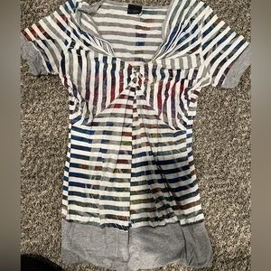 Grey striped daytrip top